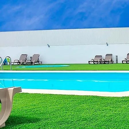 Hotel Hmb *