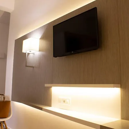 Otel Up Hmb *